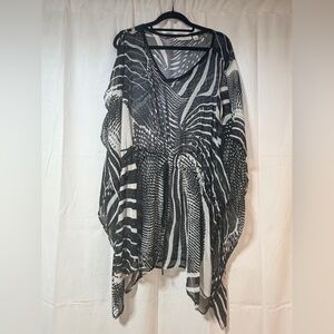 Susan Graver Monochrome Cold Shoulder Top